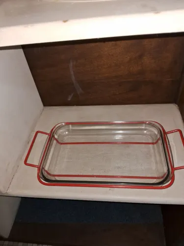 Travessa de vidro com suporte para lasanha ou outros alimentos 