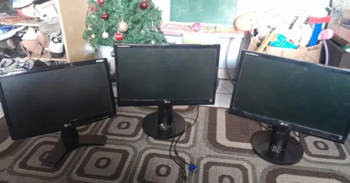 Lote monitores LCD