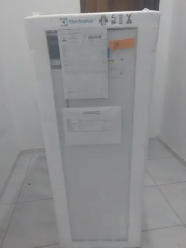 Geladeira Eletrolux nova no Plástico com nota fiscal *28