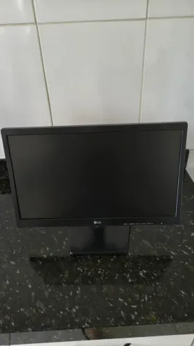 Monitor LG 20"