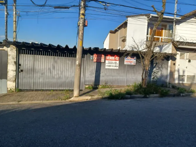 Duas casas antigas em ótima localização em Guarulhos SP