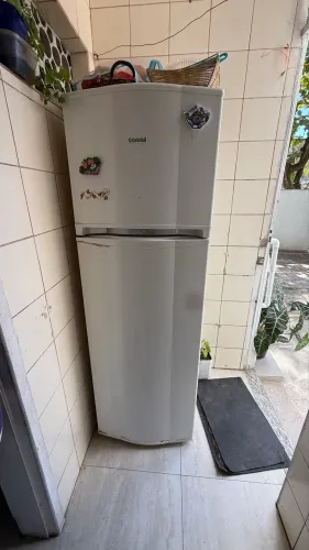 Geladeira Cônsul duplex