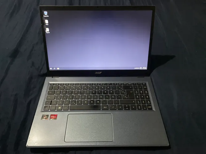 Notebook Acer Aspire 3 Ryzen 5 7520U, 8GB RAM, SSD 512GB - Muito Rápido
