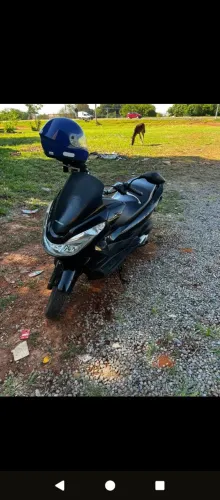 Moto muito nova conservado