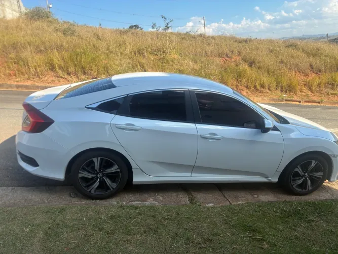 Honda Civic Sedan EX 2.0 Flex 16V Aut.4p 2017