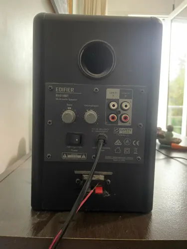 Par Monitores de Áudio Edifier R1010BT