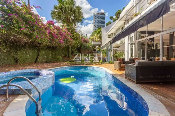 CASA EM CONDOMÍNIO COM PISCINA À VENDA NO ECOVILLE
