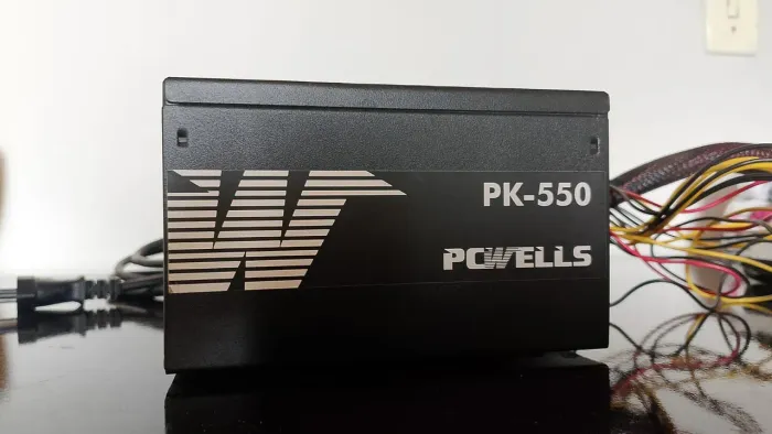 Fonte de Alimentação PCWells PK-550 (550W) Funcionando 100%
