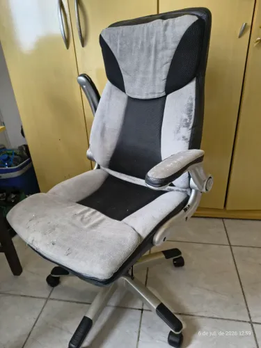 Cadeira de escritório confortável