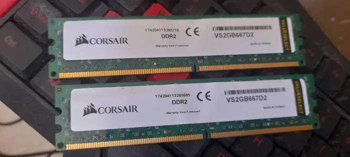 Memória corsair ddr2 2+2