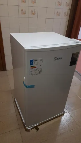 Frigobar 93L Inverter Midea Bivolt Branco