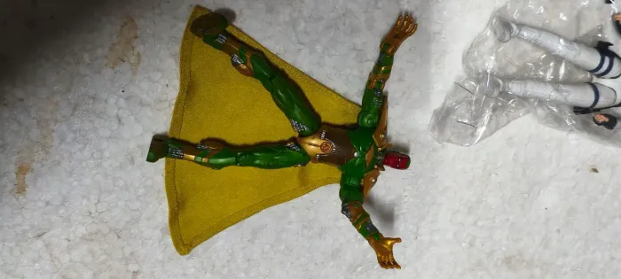 Boneco visão anos 90 marvel