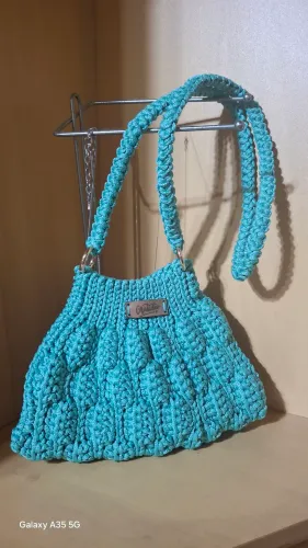 Bolsa de crochê verde água