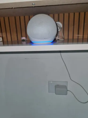 Alexa Eco Dot geração 5° com relógio 