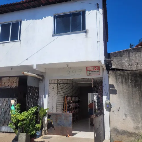 Casa com 2 kit nets e cômodos prontos 