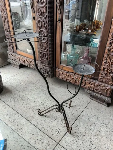 Castiçal de ferro