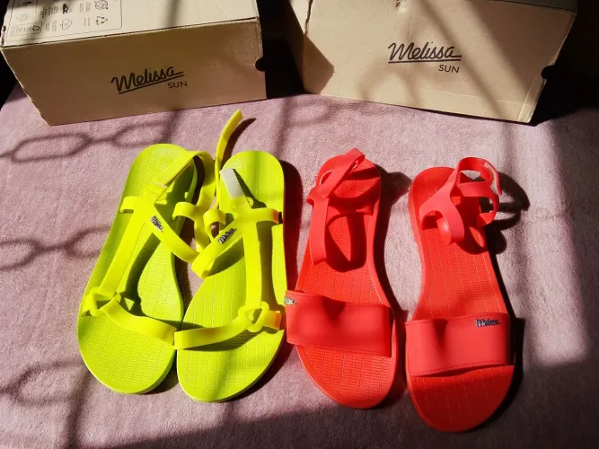 Vendo Melissas originais numeração,39,40