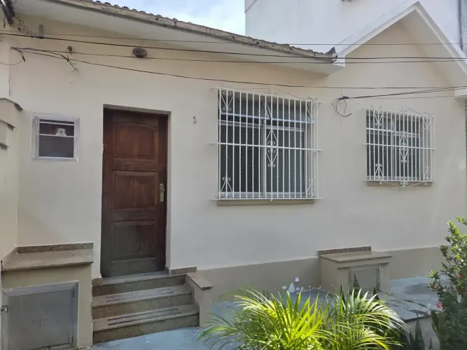 Casa de Vila para aluguel tem 55 metros quadrados com 2 quartos