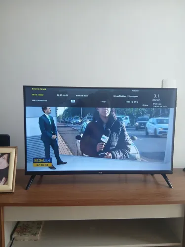 Vendo TV smart tcl 32 polegadas nova