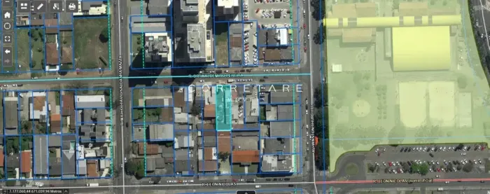 ESTUDA PERMUTA: TERRENO com 444m² no Capão Raso a 100 metros da Rua da Cidadania do Pinhei