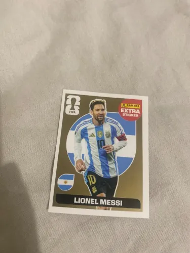 Figurinha extra Sticker do Messi Ouro