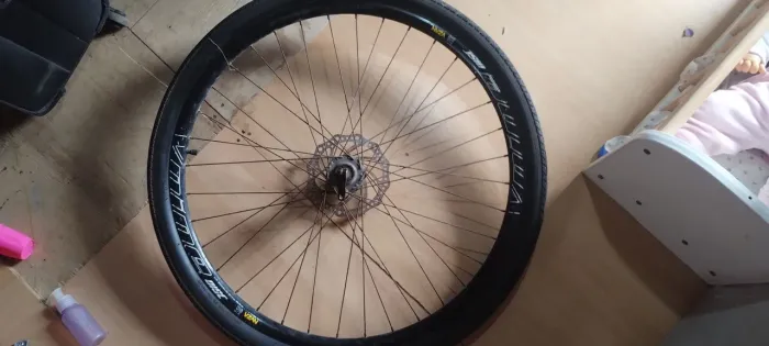 Roda de bicicleta aro 29 dianteira