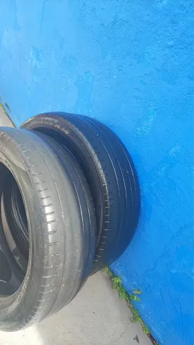 Pneu Pirelli Scorpion 215/55 R18 Aro 18 95h