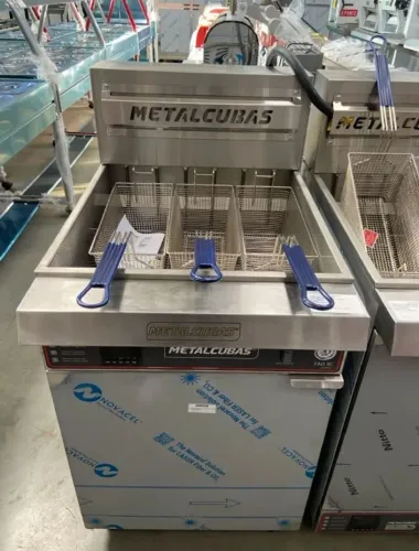 Fritadeira Elétrica Água E Óleo 38 Litros Trifásico 380 V 18.000 W Metalcubas