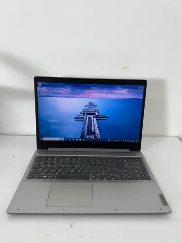 Notebook Lenovo - i3 de 10° geração - 12GB RAM - SSD 1TB