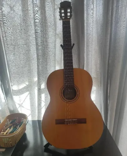Violão Di Giorgio!