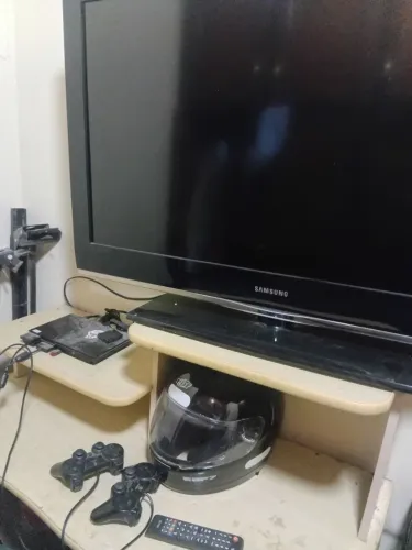 Televisão e play 2