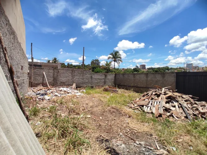 Lote com 14 MTS de frente av. Misericórdia pertinho de Furnas e tag centro