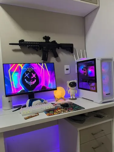 PC Gamer - RX7600 - Completo (PC, Monitor, Mouse, Teclado e etc)