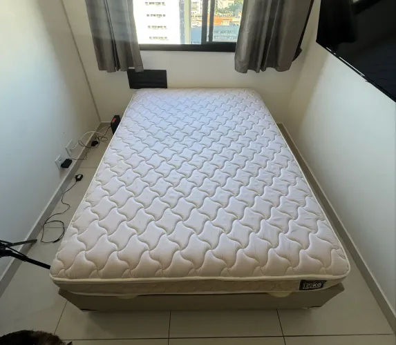 Cama casal baú
