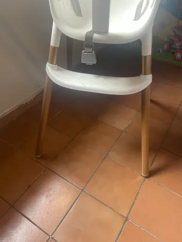 Cadeira de alimentação burigotto