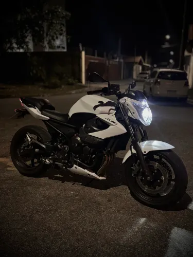 XJ6 COM + DE 6K EM ACESSÓRIOS!