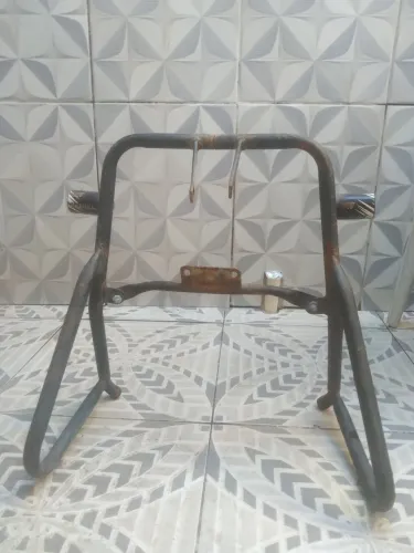 Protetor de Moto Pega nas 150cc 160cc só falta dar uma pintura.