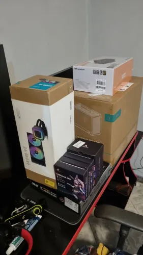 Pc gamer topo de linha ryzen 5 9600x rtx 5070