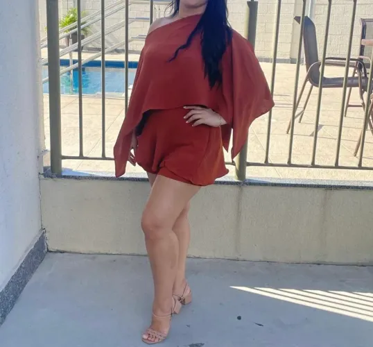 Conjunto short saia+top+blusa meio ombro