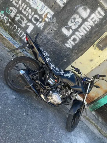 Dafra Riva 150, tem que emplacar 