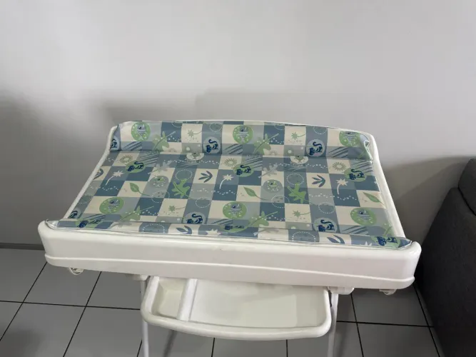 Banheira e trocador burigotto