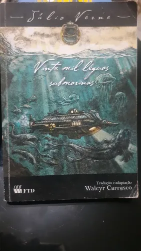 Livro Vinte Mil Léguas Submarinas