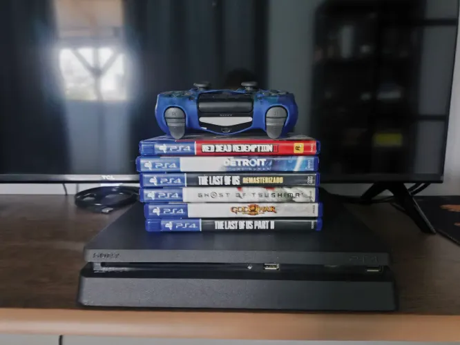 Ps4 slim de 1 tera semi novo com jogoa