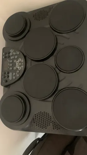 Bateria eletrônica usada somente 3x  vendo, troco em algo do meu interesse 