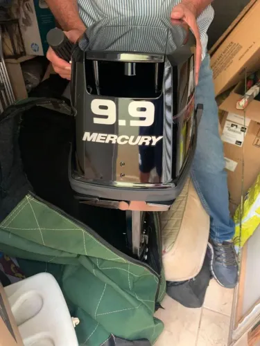 Vendo Mercury 9.9 2026 zero