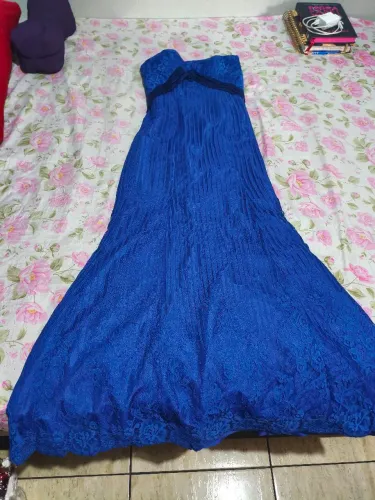 Lote com 10 Vestidos de Alta Costura
