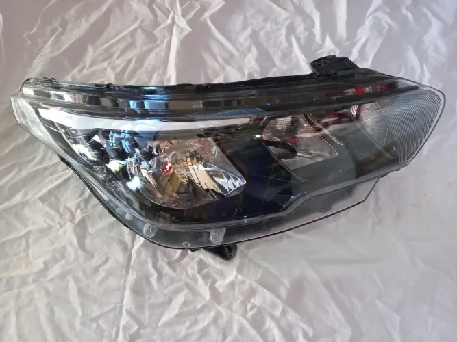 FAROL ARGO/CRONOS SEM LED 2020