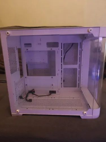 Gabinete K-MEX Aqua Curva CG-W1AG Branco M-ATX