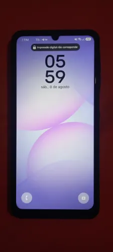 Celular Semi Novo..