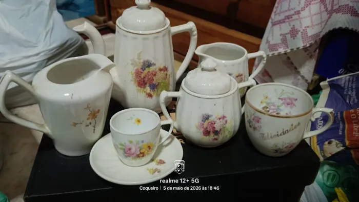 vendo louças Antigas